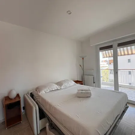 Apartment A032-beautiful For 4 - Near Croisette Cannes